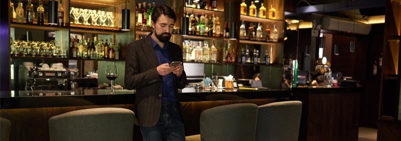 Your Guide to SMS (Text) Marketing for Bars - DialMyCalls